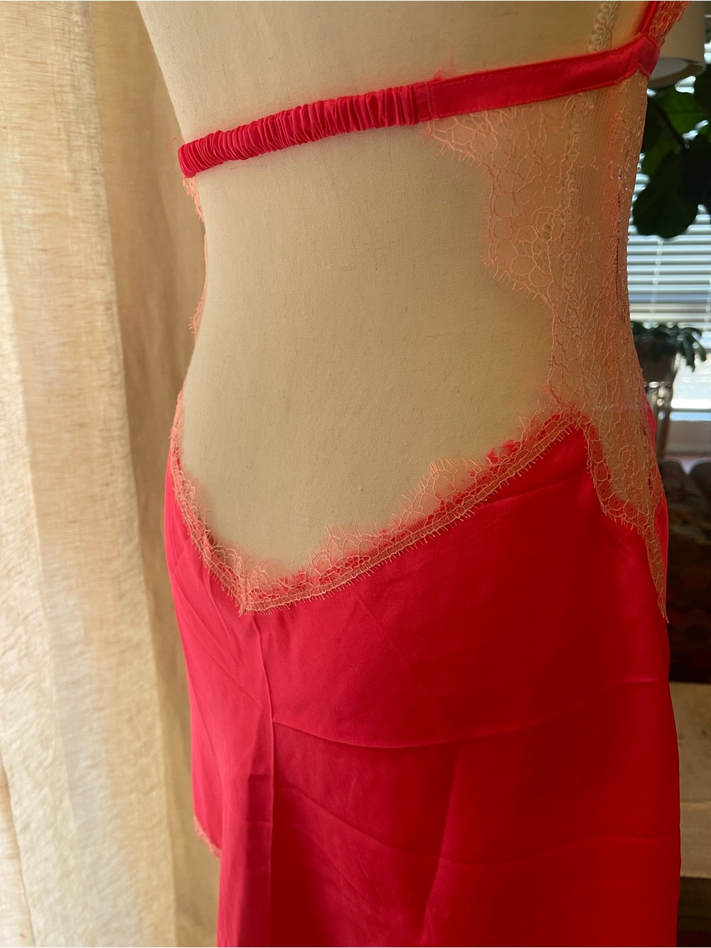 Victoria's Secret Fuchsia Pink & Pale Pink Lace Halter Chemise Lingerie NWOT - Picture 6 of 16